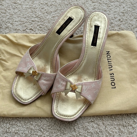 Authentic Louis Vuitton Angelique Open Toe Mules SIZE 37 - Picture 1 of 7